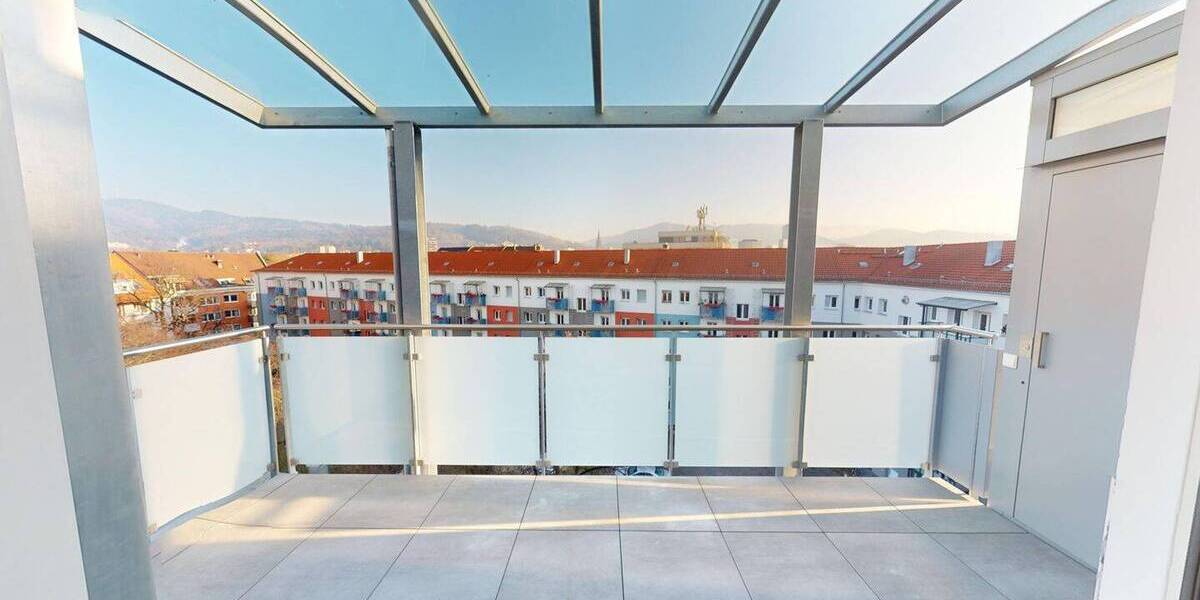 Etagenwohnung Freiburg Stühlinger - 2 Zimmer, 109 m&sup2;, 2.690&euro; | Angebot:26571760