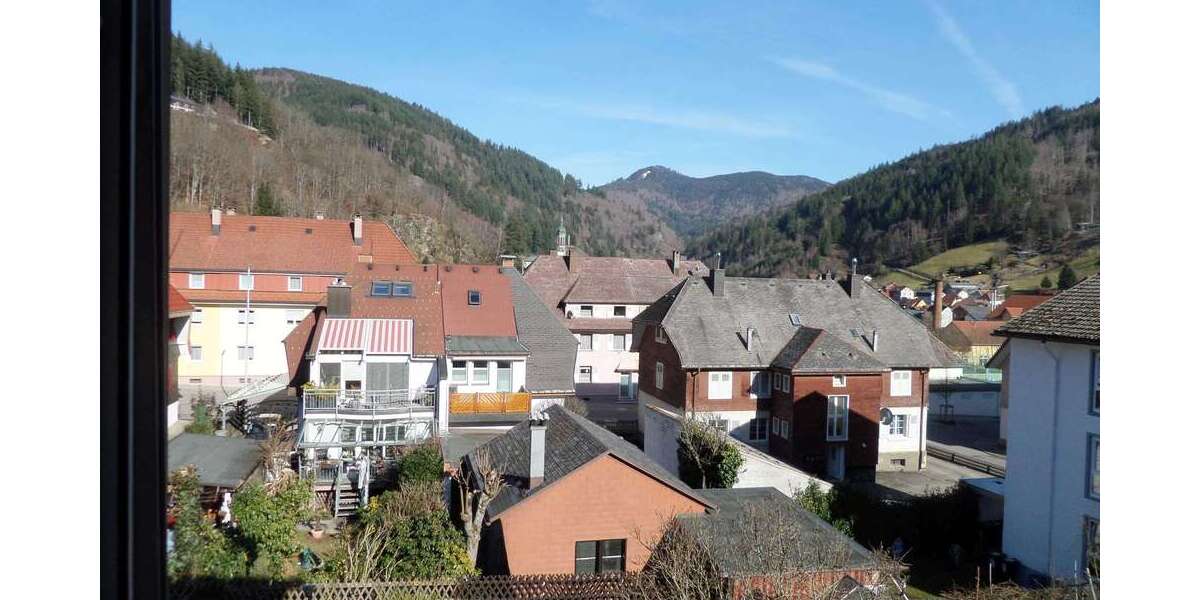 Einfamilienhaus Todtnau - 4 Zimmer, 89 m&sup2;, 289.000&euro; | Angebot:25738103