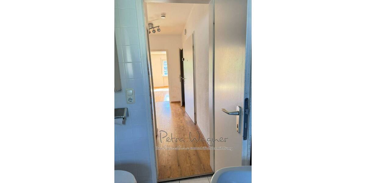 Etagenwohnung Freiburg im Breisgau Stühlinger - 3 Zimmer, 103 m&sup2;, 498.000&euro; | Angebot:26433507