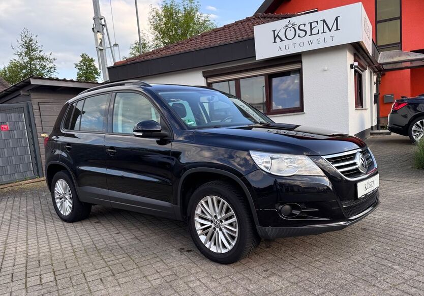 VW Tiguan 151.500 km 7.900 € Müllheim 79379