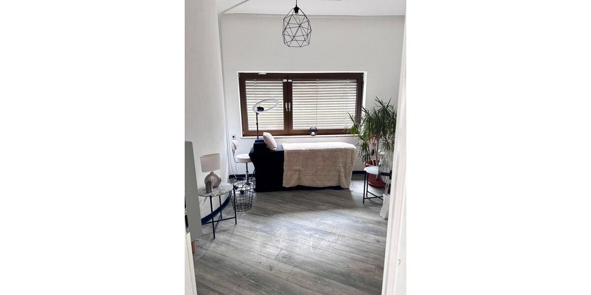 Gewerbeobjekt Emmendingen - 80&euro; | Angebot:26036862