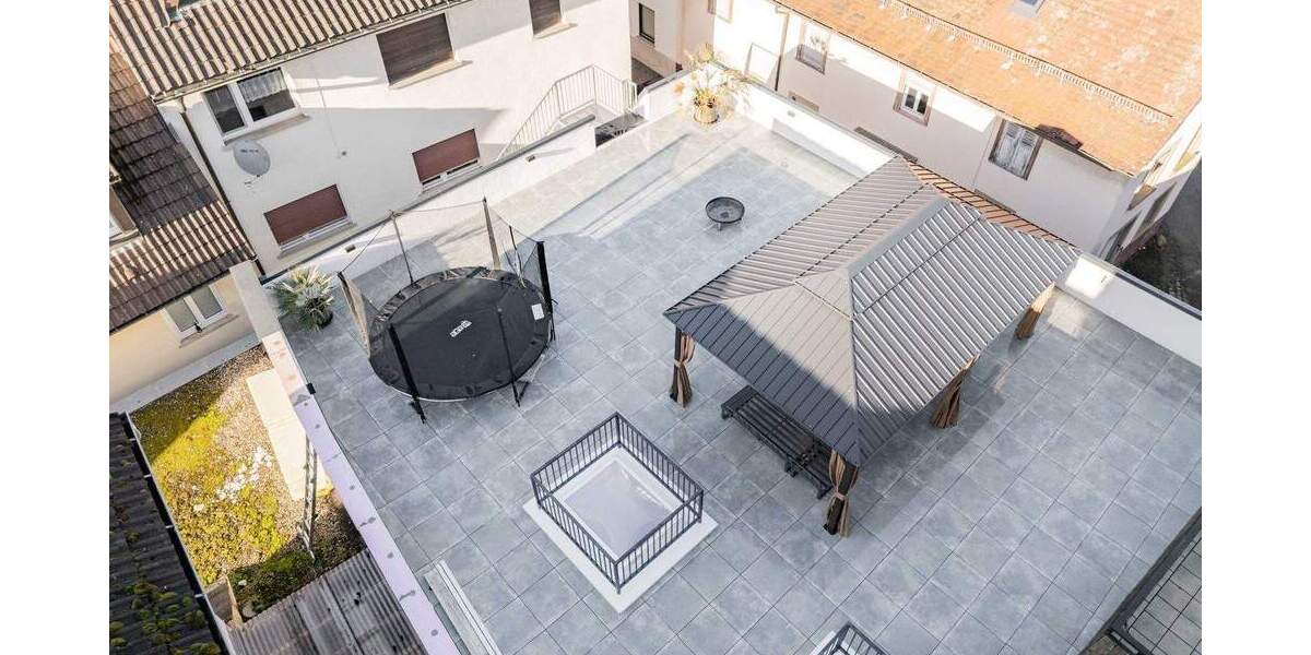 Einfamilienhaus Elzach - 8 Zimmer, 180 m&sup2;, 897.000&euro; | Angebot:24657304