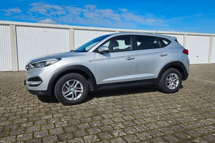 Hyundai TUCSON 174.000 km 8.950 &euro; Kenzingen 79341
