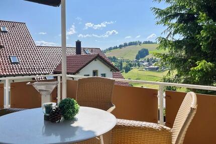 Großzügiges Einfamilienhau in idyllischer Hanglage 8 zimmer
