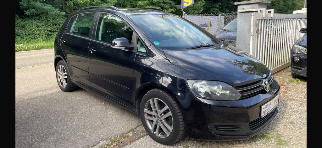 VW Golf 149.500 km 5.200 € Ehrenkirchen-Kirchhofen 79238