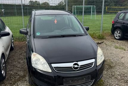 Opel Zafira 195.000 km 2.699 € Freiburg 79111