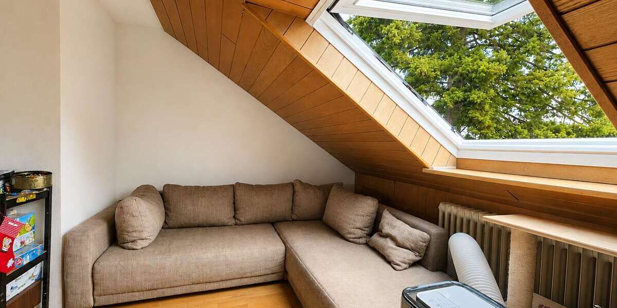Etagenwohnung Freiburg im Breisgau Ebnet - 3 Zimmer, 69 m&sup2;, 360.000&euro; | Angebot:27349502