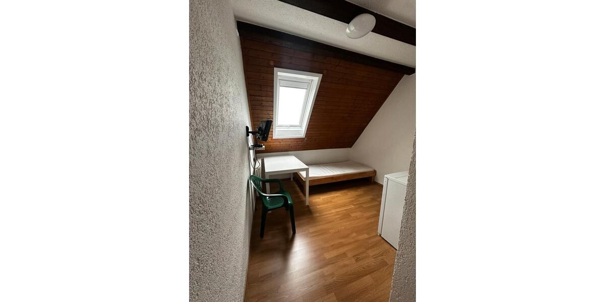 Etagenwohnung March - 1 Zimmer, 11 m&sup2;, 650&euro; | Angebot:25056879