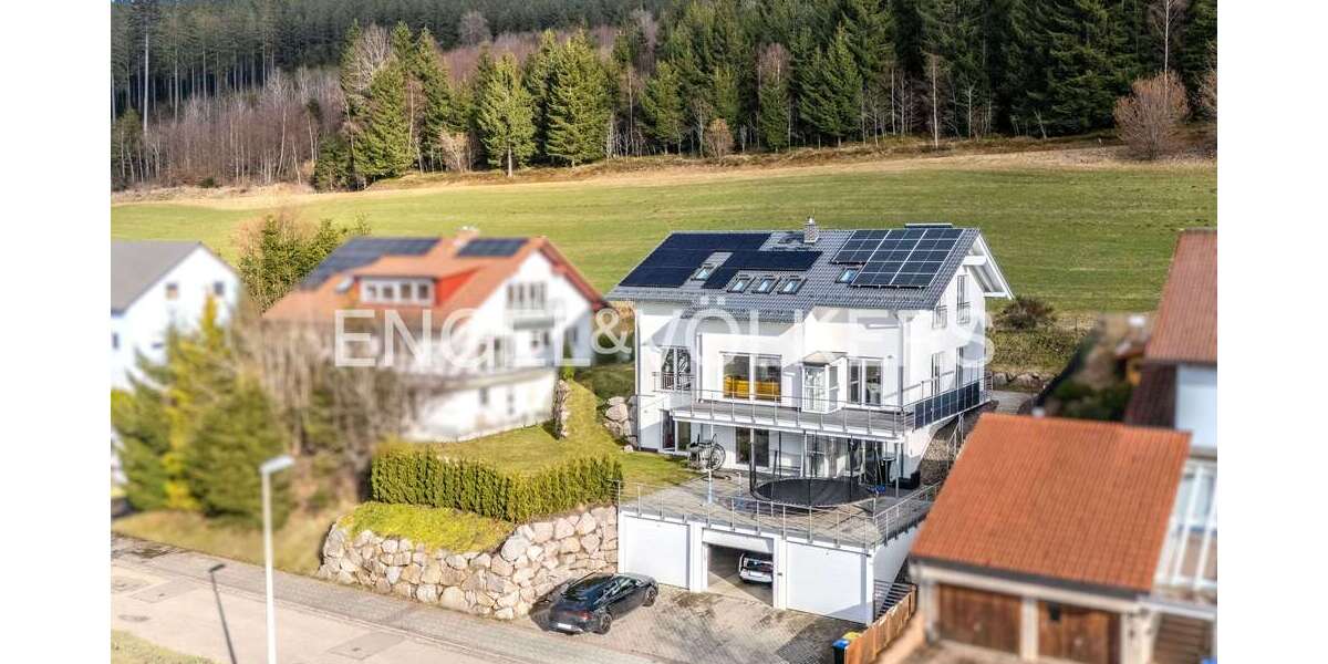 Einfamilienhaus Titisee-Neustadt Neustadt - 7 Zimmer, 204 m&sup2;, 890.000&euro; | Angebot:26799171