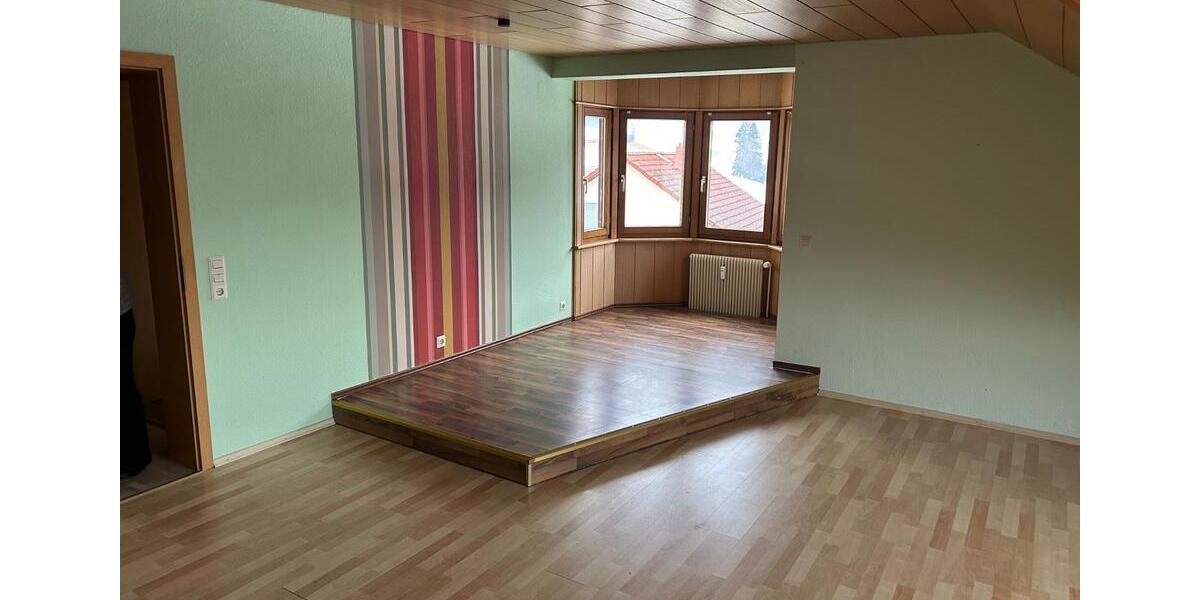 Etagenwohnung Titisee-Neustadt Neustadt - 3 Zimmer, 94 m&sup2;, 900&euro; | Angebot:25049724