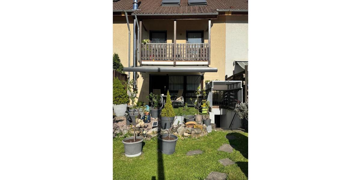 Reihenhaus Freiburg im Breisgau Betzenhausen - 6 Zimmer, 144 m&sup2;, 685.000&euro; | Angebot:26110426