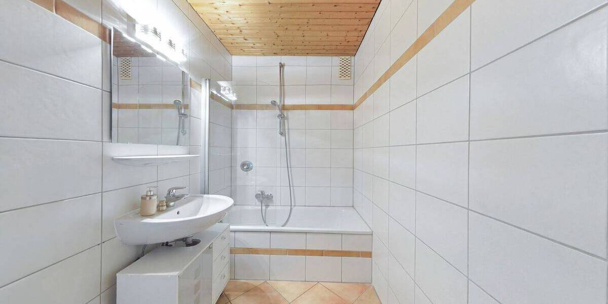 Etagenwohnung Denzlingen - 2 Zimmer, 61 m&sup2;, 259.000&euro; | Angebot:26725252