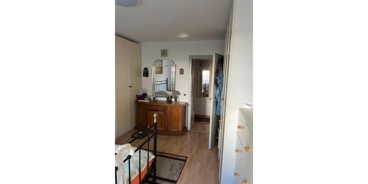 Hochparterre Freiburg im Breisgau Brühl - 3 Zimmer, 64 m&sup2;, 379.000&euro; | Angebot:26960674