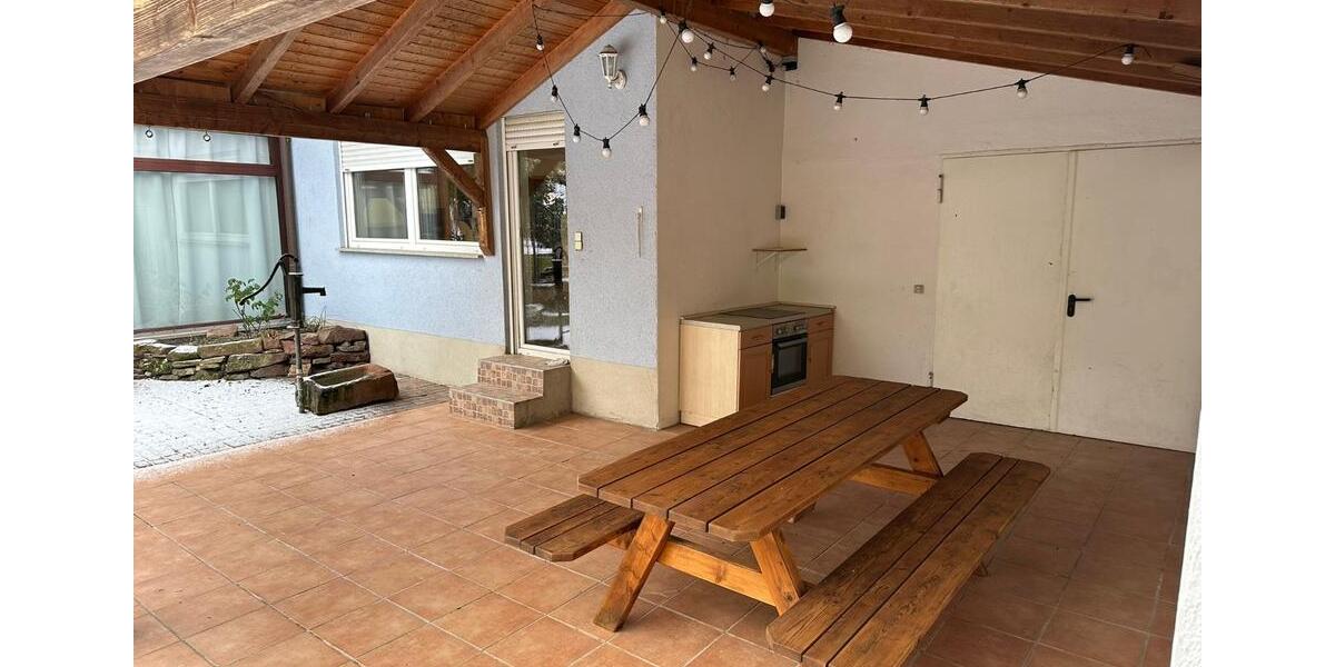 Einfamilienhaus Rheinhausen - 5 Zimmer, 150 m&sup2;, 2.395&euro; | Angebot:25053412