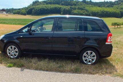 Opel Zafira 191.000 km 3.950 &euro; Waldkirch-Suggental 79183