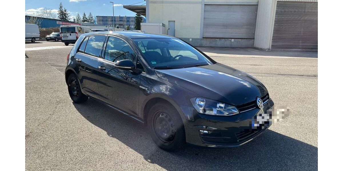 VW Golf 220.699 km 7.690 &euro; Hartheim 79258