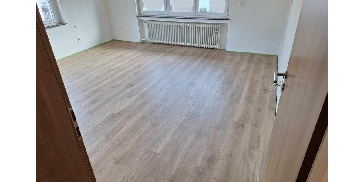 Etagenwohnung Gutach im Breisgau - 3 Zimmer, 93 m&sup2;, 1.010&euro; | Angebot:25875384
