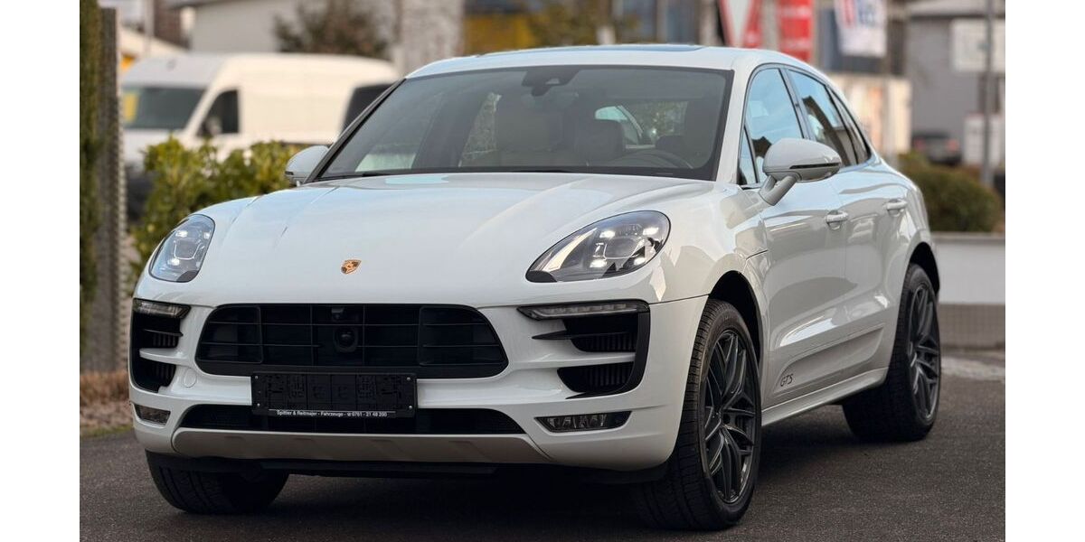 Porsche Macan 109.960 km 40.900 &euro; Freiburg 79111