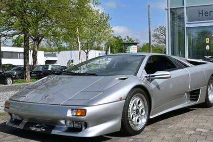 Lamborghini Diablo 57.500 km 330.000 € Freiburg 79111