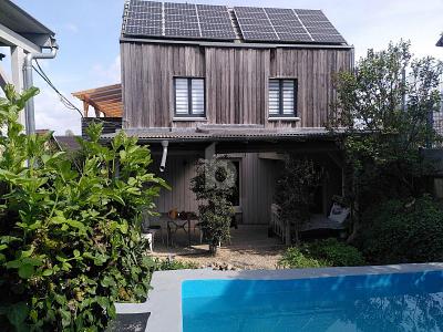 VILLA KUNTERBUNT VOR DEN TOREN FREIBURGS - Einfamilienhaus Eichstetten am Kaiserstuhl | Angebot:27289799