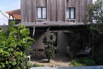 VILLA KUNTERBUNT VOR DEN TOREN FREIBURGS - Haus Eichstetten am Kaiserstuhl | Angebot:27289799