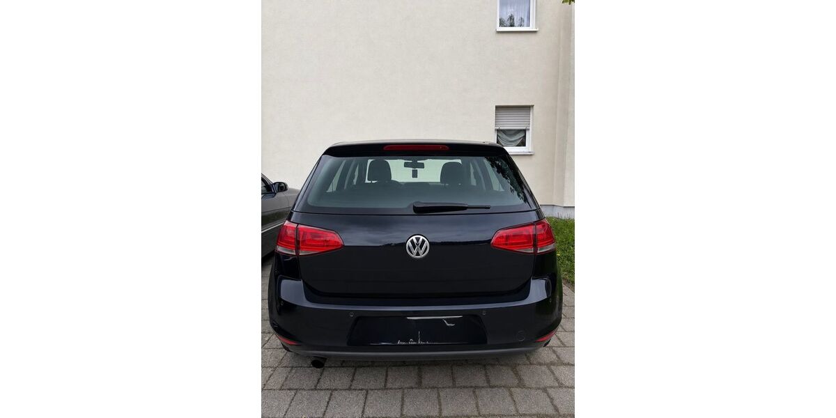 VW Golf 154.000 km 9.000 &euro; Furtwangen 78120