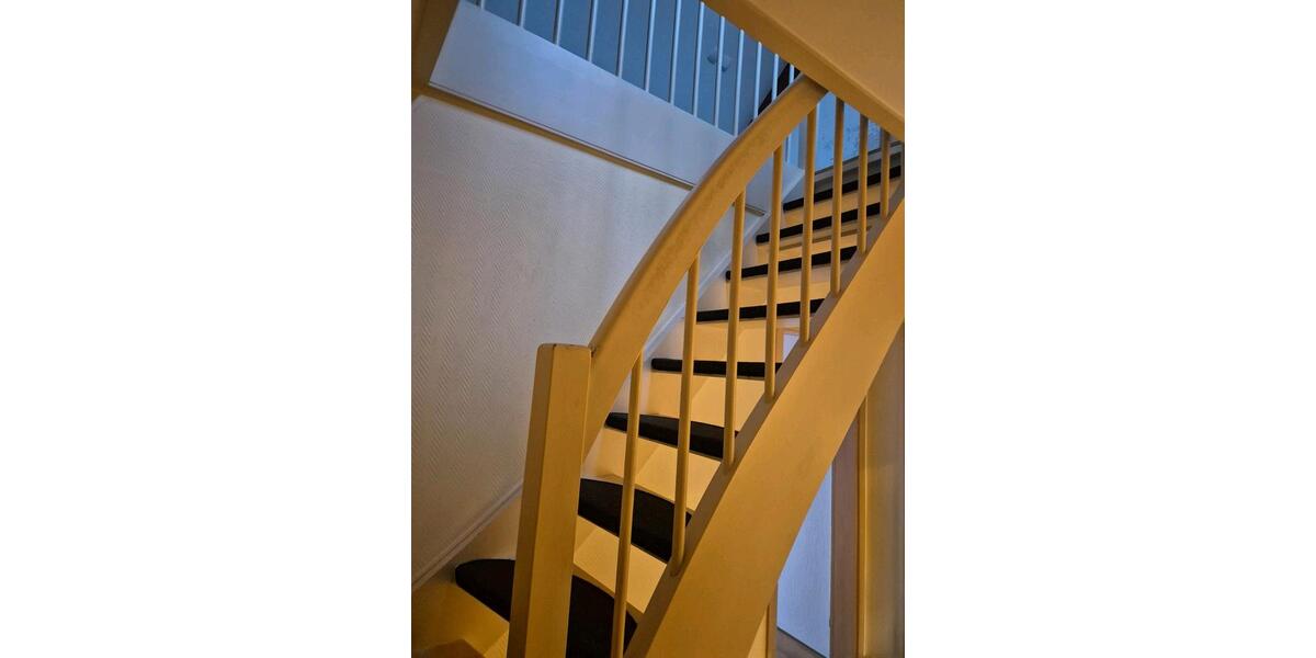 Etagenwohnung Eschbach - 5 Zimmer, 134 m&sup2;, 350.000&euro; | Angebot:25858468