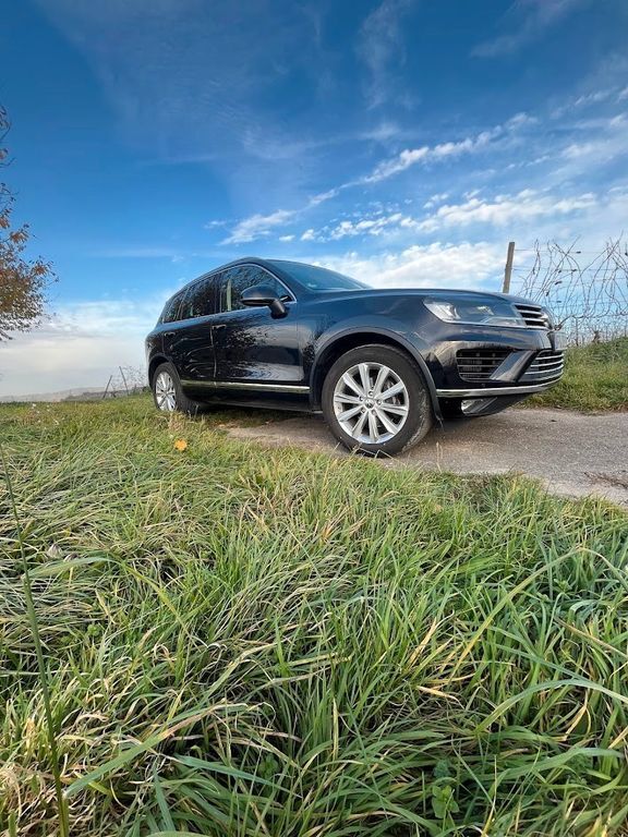 VW Touareg 152.500 km 22.000 € Freiburg 79112