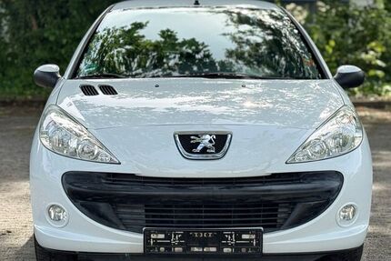 Peugeot 206 135.000 km 2.999 &euro; Freiburg 79108