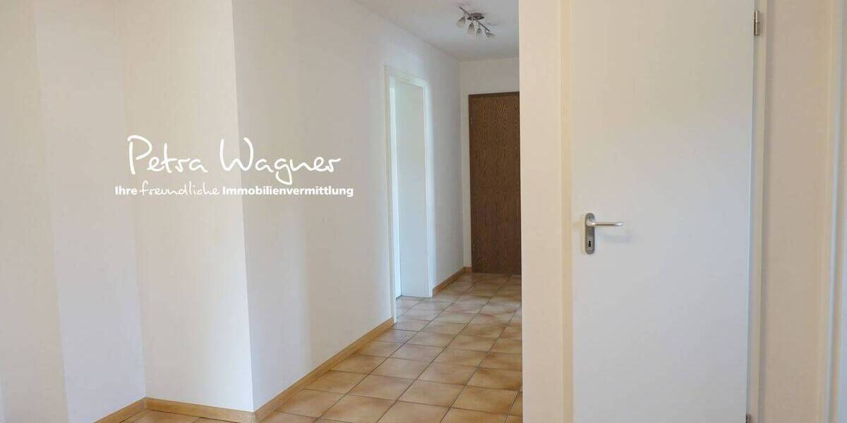 Etagenwohnung Schallstadt Mengen - 6 Zimmer, 166 m&sup2;, 578.000&euro; | Angebot:26470857