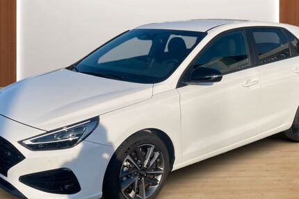 Hyundai i30 4.750 km 21.390 &euro; Emmendingen-Kollmarsreute 79312