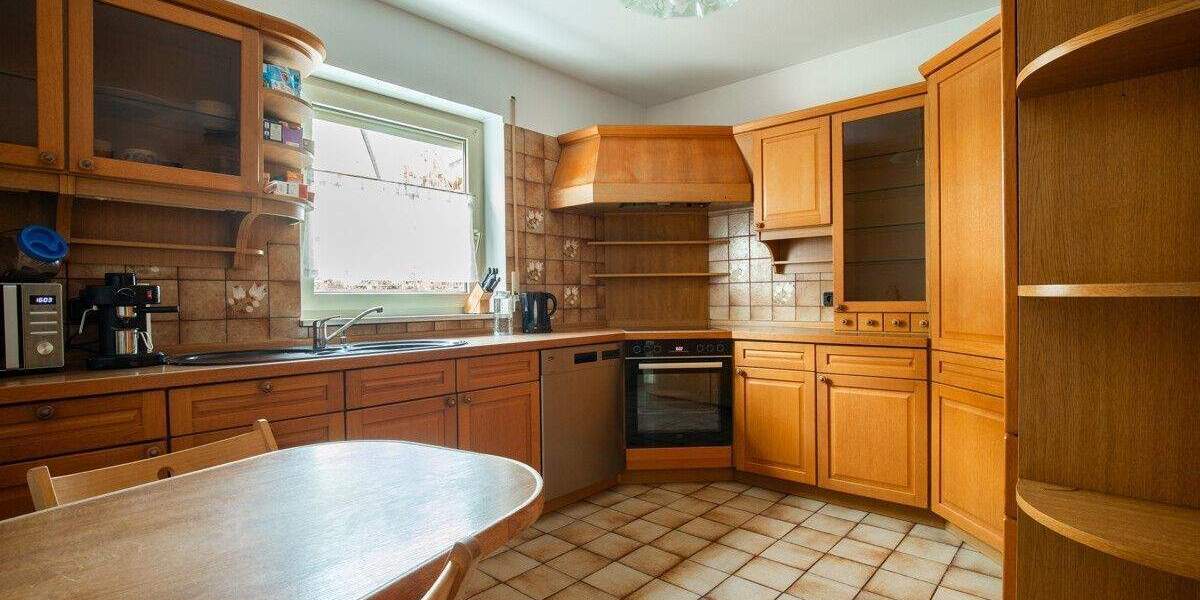 Mehrfamilienhaus, Wohnhaus Titisee-Neustadt Neustadt - 8 Zimmer, 152 m&sup2;, 399.000&euro; | Angebot:25797708