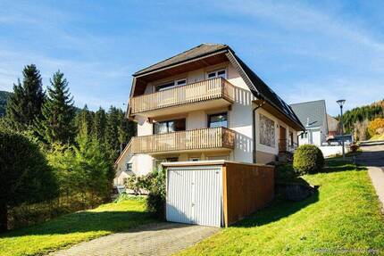 Haus Titisee-Neustadt Neustadt - 8 Zimmer, 214 m&sup2;, 549.000&euro; | Angebot:25671471