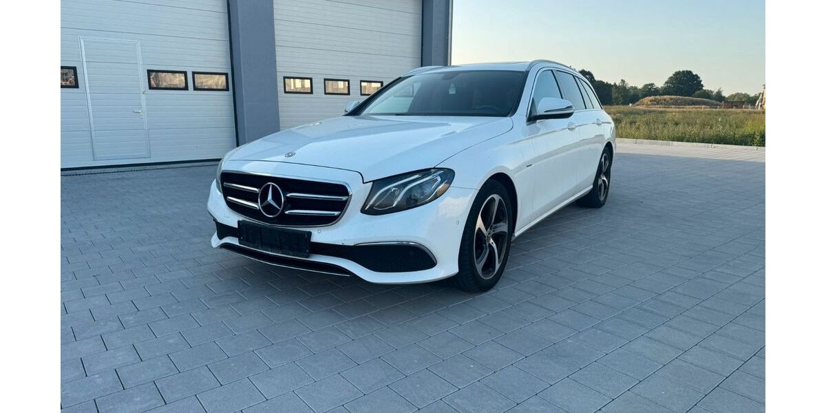 Mercedes-Benz E 300 233.000 km 17.890 &euro; Kenzingen 79341