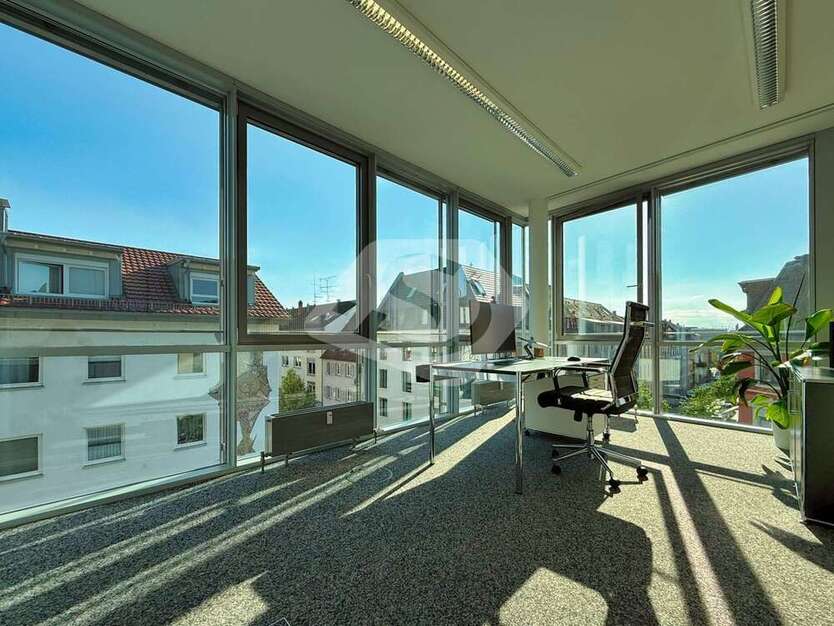 Büro in Freiburg im Breisgau 1.245 € 83 m²