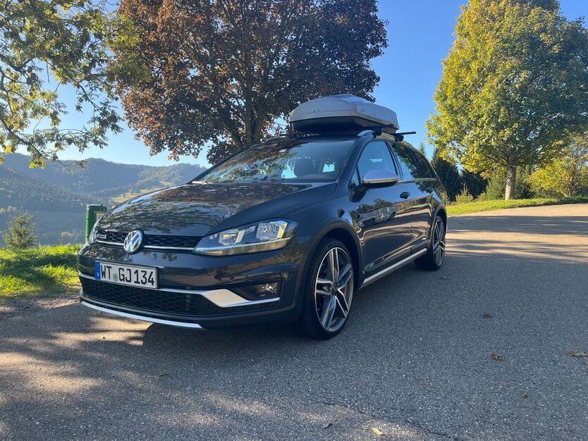 VW Golf 125.000 km 18.500 € St. Blasien 79837