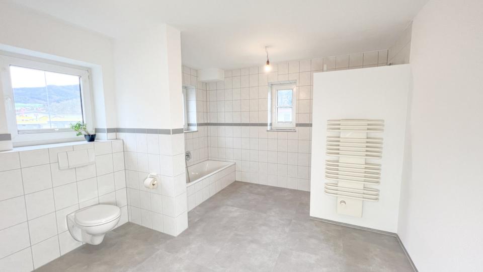 Einfamilienhaus Elzach - 5 Zimmer, 220 m&sup2;, 538.000&euro; | Angebot:25858422