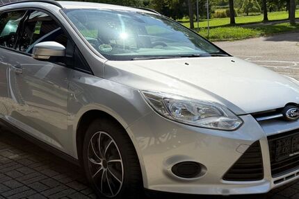 Ford Focus 180.000 km 5.690 € Ringsheim 77975