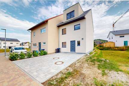 Haus Sasbach am Kaiserstuhl - 5 Zimmer, 129 m&sup2;, 585.000&euro; | Angebot:27147927