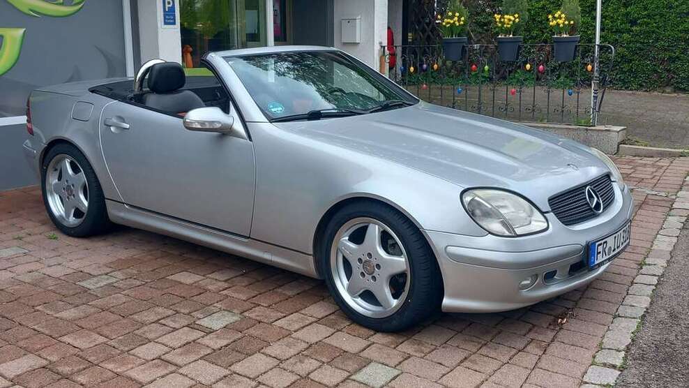 Mercedes-Benz SLK 320 73.500 km 11.000 € Freiburg 79112