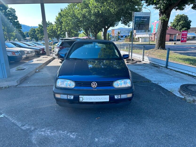 VW Golf 159.000 km 2.790 € Freiburg 79108
