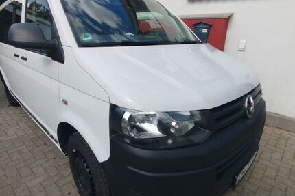 VW T5 Transporter 152.000 km 15.900 € Umkirch 79224