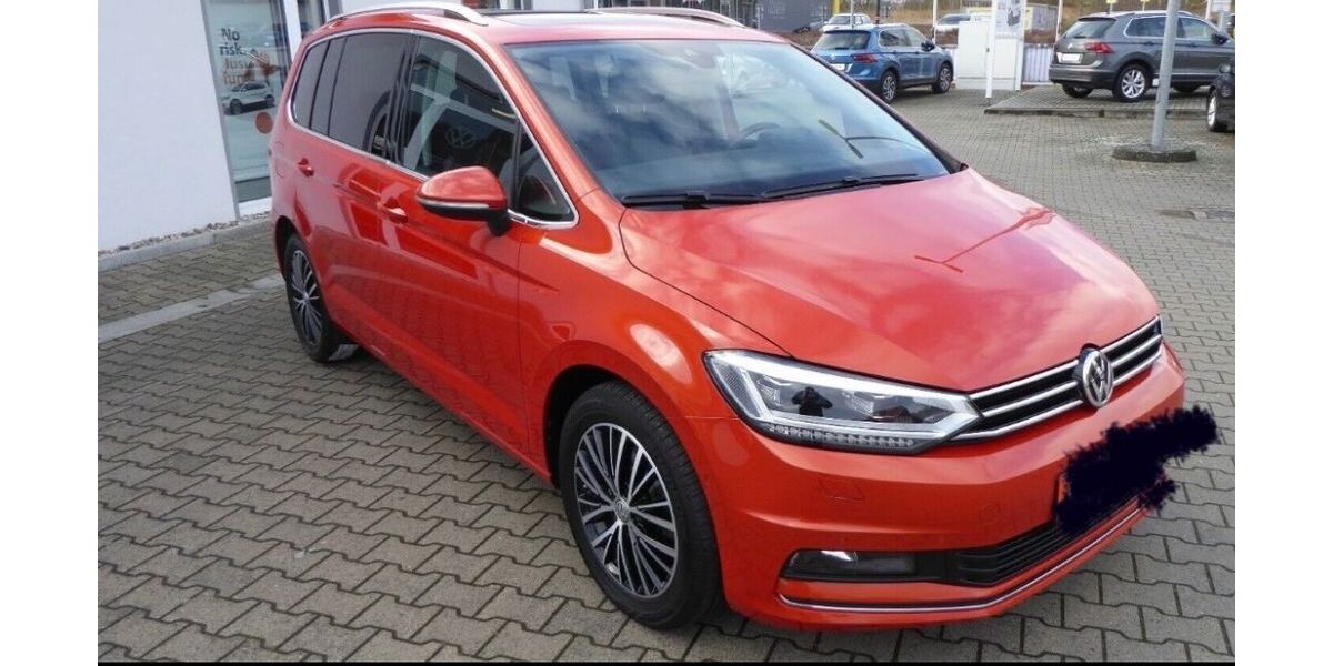 VW Touran 156.000 km 18.333 &euro; Freiburg 79114