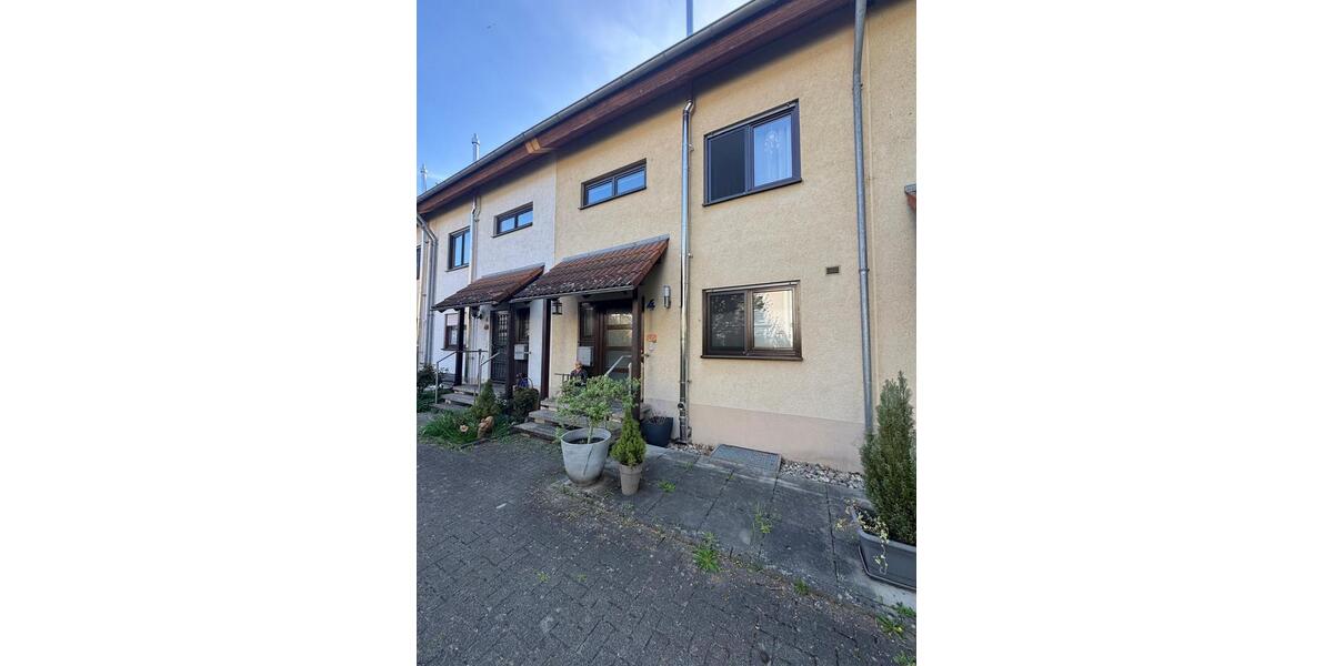 Reihenhaus Freiburg im Breisgau Betzenhausen - 6 Zimmer, 144 m&sup2;, 685.000&euro; | Angebot:26110426
