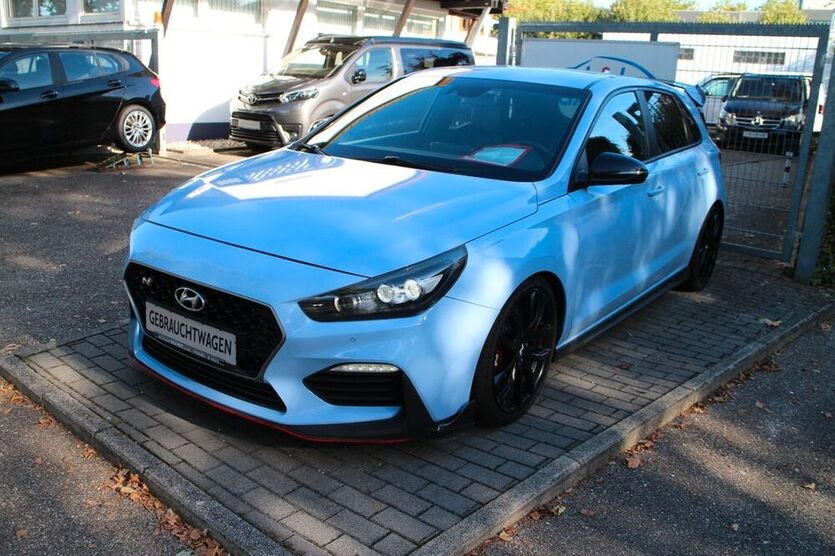 i30