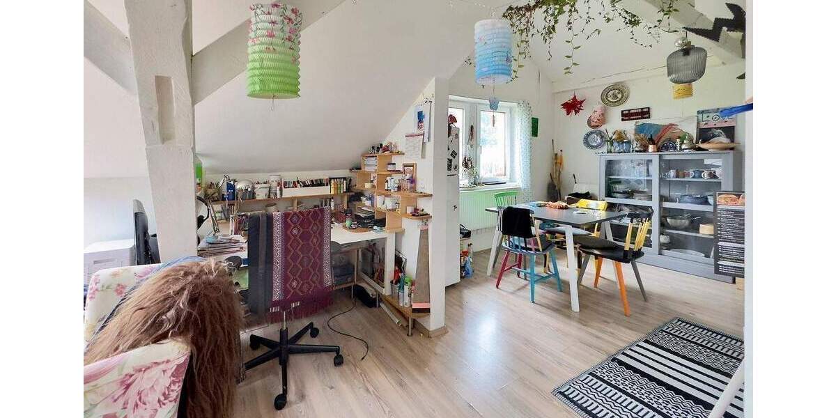 Etagenwohnung Freiburg im Breisgau Günterstal - 4 Zimmer, 97 m&sup2;, 598.000&euro; | Angebot:25302795