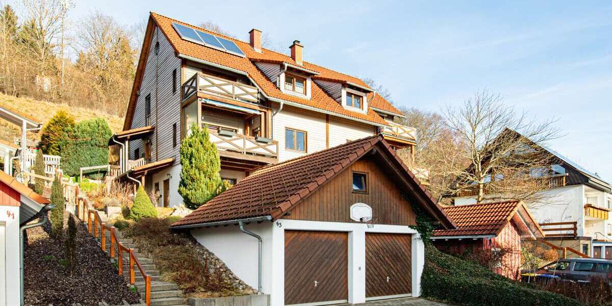 Einfamilienhaus Titisee-Neustadt Neustadt - 6 Zimmer, 166 m&sup2;, 475.000&euro; | Angebot:24278947