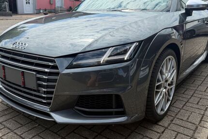 Audi TT 137.000 km 24.500 &euro; Ringsheim 77975
