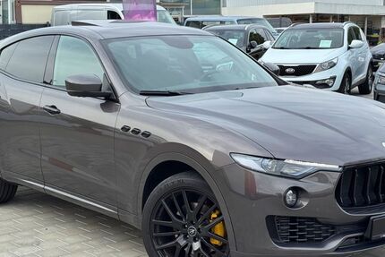 Maserati Levante 81.000 km 42.990 &euro; Gundelfingen / Freiburg 79194