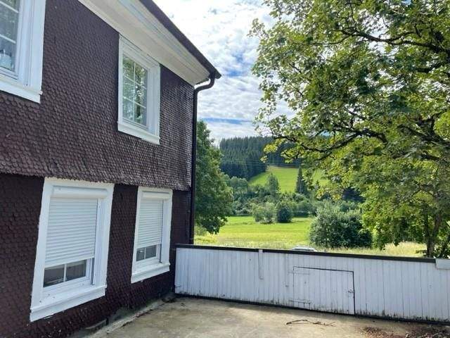 Einfamilienhaus Furtwangen im Schwarzwald Schönenbach - 7 Zimmer, 320 m&sup2;, 478.000&euro; | Angebot:25896640